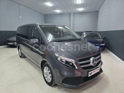 Usado Mercedes V220 Avantgarde 163 CV (119 kW) 2019 Gris / plata Monovolumen