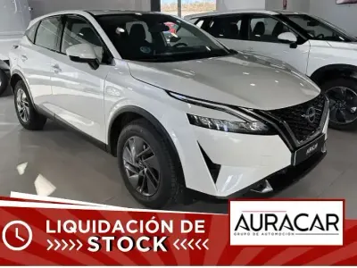 Begagnad Nissan Qashqai Acenta 158 HK (116 kW) 2023 Vit SUV