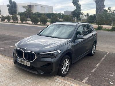 Usado BMW X1 116 CV (85 kW) 2021 Gris / plata SUV