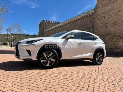 Usado Lexus NX300h Luxury Line 197 CV (144 kW) 2018 Blanco SUV