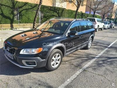 Usado Volvo XC70 Kinetic 163 CV (119 kW) 2013 Negro Familiar