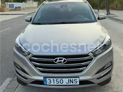 Usado Hyundai Tucson 115 CV (84 kW) 2016 Beige SUV
