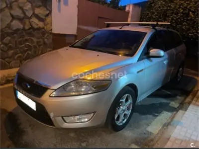 Usado Ford Mondeo Titanium X 140 CV (102 kW) 2008 Gris / plata Familiar