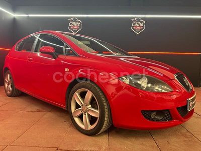Rojo Usado 2008 Seat Leon Stylance Berlina | 4900 € (Precio justo)