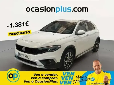 Usado Fiat Tipo Cross 131 CV (96 kW) 2023 Blanco Utilitario