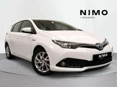 Usado Toyota Auris Hybrid