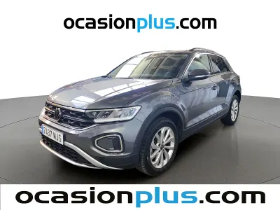 Usado VW T-Roc Life 150 CV (110 kW) 2023 Gris SUV