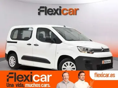 Usado Citroën Berlingo Feel 102 CV (75 kW) 2021 Blanco Monovolumen
