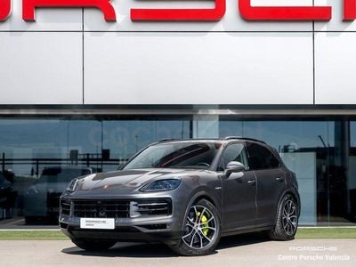 Usado Porsche Cayenne S E-Hybrid 519 CV (381 kW) 2024 Gris / plata SUV