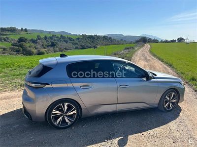 Usado Peugeot 308 Allure 130 CV (95 kW) 2022 Gris / plata Berlina