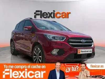 Usado Ford Kuga ST-Line 150 CV (110 kW) 2019 Rojo SUV