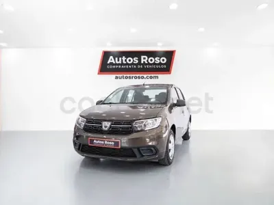 Usado Dacia Logan Ambiance 73 CV (53 kW) 2018 Marrón Berlina