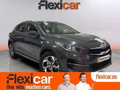 Usado Kia XCeed 120 CV (88 kW) 2021 Gris SUV