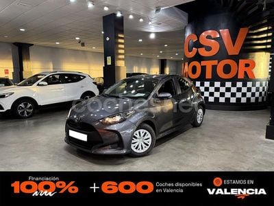 Gris / plata Usado 2023 Mazda 2 Prime-Line Berlina | 14.850 € (Precio justo)