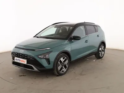Usado Hyundai Bayon Style 120 CV (88 kW) 2023 Verde SUV