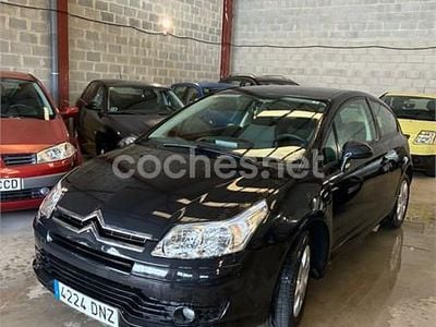 Usado Citroën C4 VTR Sport 92 CV (67 kW) 2005 Negro Berlina