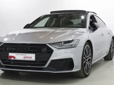 Usado Audi A7 Sportback Ambiente 286 CV (210 kW) 2023 Gris Utilitario