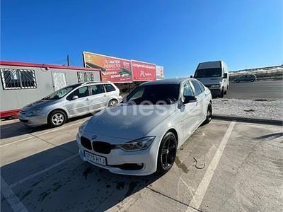 Usado BMW 318 143 HP (105 kW) 2014 Branco Sedan