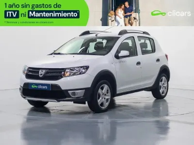 Usado Dacia Sandero Stepway 90 CV (66 kW) 2015 Blanco Berlina