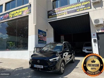 Negro Usado 2023 MG ZS Luxury Berlina | 26.997 €