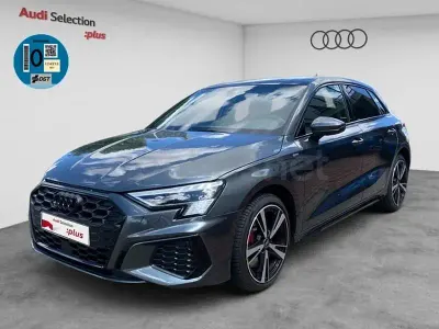 Usado Audi A3 Ambiente 245 CV (180 kW) 2024 Gris / plata Berlina