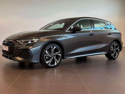 Usado Audi A3 Sportback e-tron S-Line 204 CV (150 kW) 2025 Gris Utilitario