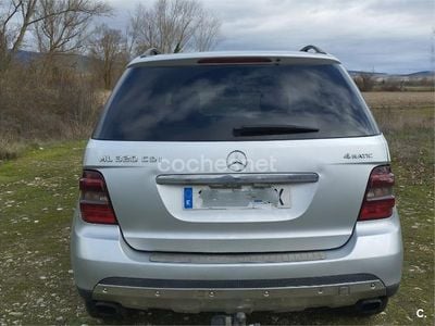 Gris / plata Usado 2007 Mercedes ML320 SUV | 9500 € (Precio justo)