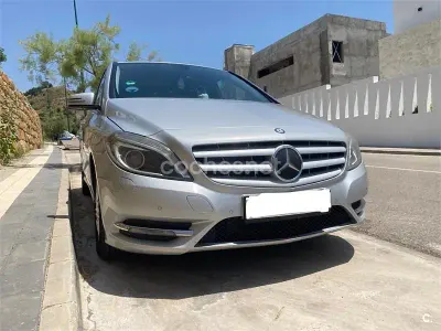 Occasion Mercedes B200 136 PK (100 kW) 2012 Wit MPV