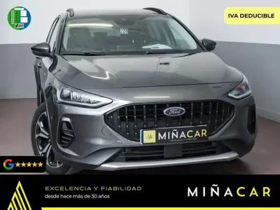 Usado Ford Focus Active 155 CV (114 kW) 2023 Gris