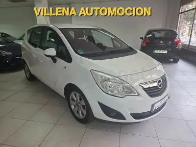 Usado Opel Meriva Enjoy 120 CV (88 kW) 2011 Blanco Monovolumen