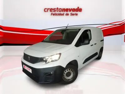 Usado Peugeot Partner Premium 98 CV (72 kW) 2021 Blanco Monovolumen