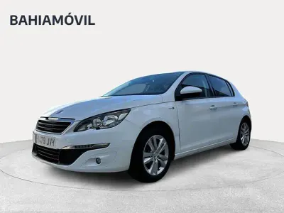 Usado Peugeot 308 Style 110 CV (80 kW) 2016 Blanco Berlina
