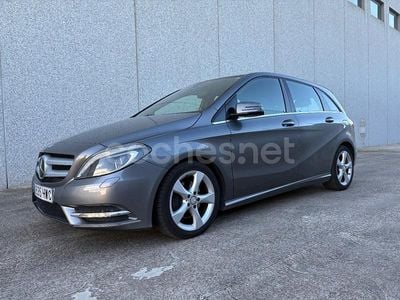 Mercedes B180