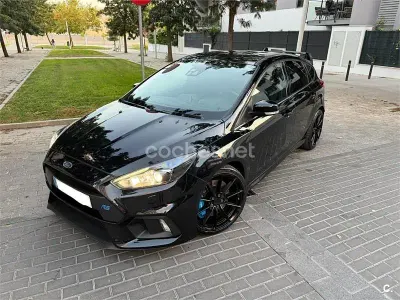 Używany Ford Focus RS 350 KM (257 kW) 2017 Czarny Sedan/Limuzyna