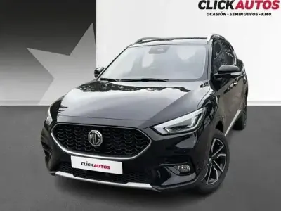 Usado MG ZS Luxury 106 CV (77 kW) 2025 Negro Berlina