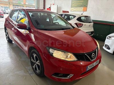 Usado Nissan Pulsar Acenta 115 CV (84 kW) 2016 Rojo Utilitario