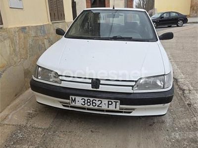 Usado Peugeot 306 90 CV (66 kW) 1993 Blanco Utilitario