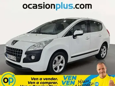Usado Peugeot 3008 Premium 120 CV (88 kW) 2010 Blanco Familiar