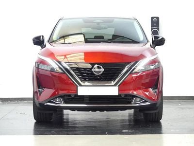 Begagnad Nissan Qashqai N-Connecta 190 HK (139 kW) 2023 Röd SUV
