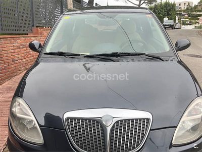 Negro Usado 2004 Lancia Ypsilon Utilitario | 1500 € (Super precio)