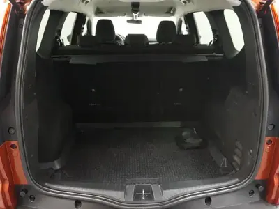 Usado Dacia Jogger Extreme 101 CV (74 kW) 2022 Naranja Monovolumen