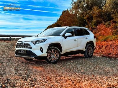 Usado Toyota RAV4 Hybrid Advance 218 CV (160 kW) 2022 Blanco SUV