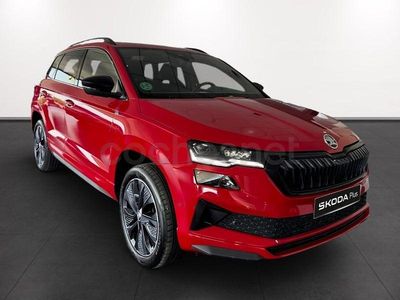 Usado Skoda Karoq SportLine 150 CV (110 kW) 2023 Rojo SUV