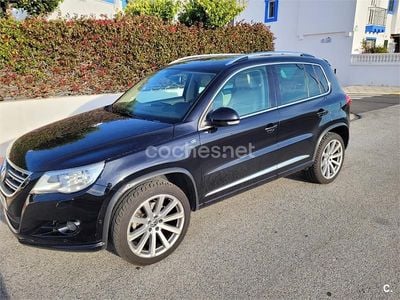 Usado VW Tiguan R-line 140 CV (102 kW) 2010 Negro SUV