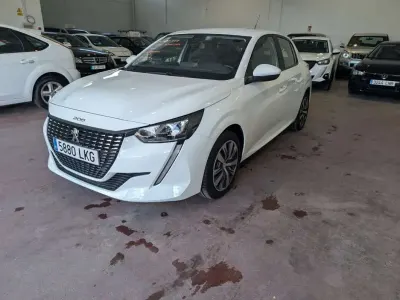 Usado Peugeot 208 Active 102 CV (75 kW) 2020 Blanco Utilitario