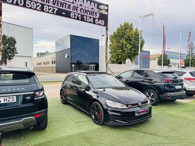 Usado VW Golf VII GTI 245 CV (180 kW) 2018 Negro Utilitario