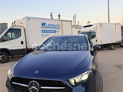 Usado Mercedes A180 136 CV (100 kW) 2021 Azul Berlina