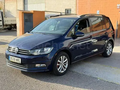 Usado VW Touran Sportline 150 CV (110 kW) 2015 Azul Monovolumen
