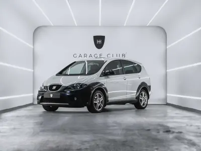Usado Seat Altea 105 CV (77 kW) 2012 Gris / plata Monovolumen