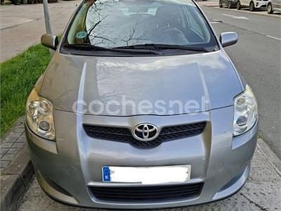 Usado Toyota Auris Luna 124 CV (91 kW) 2008 Gris / plata Utilitario